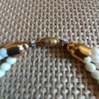 値下げ 3連 ネックレスの画像