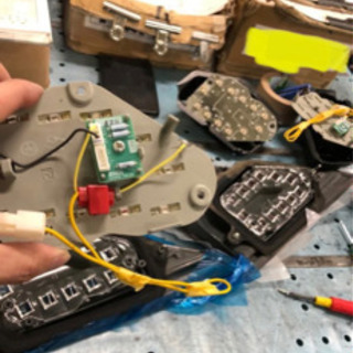 ヴェルファイア20純正テールランプゲート助手席側　点灯確認済み ヴェルファイア20純正テールランプゲート助手席側 点灯確認済み