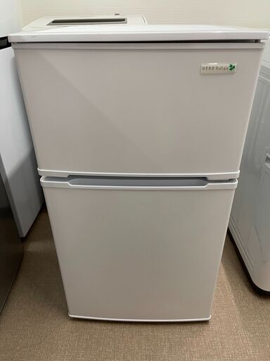 都内近郊無料で配送、設置いたします　2018年製　冷蔵庫　YAMADA　YRZ-C09B1　YA08