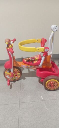 アンパンマン　三輪車