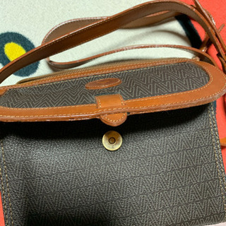 MARIO VALENTINO ショルダー茶色　未使用の画像