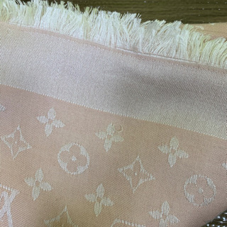 LOUIS VUITTON 　ストール　ショール モノグラム　デニム　ローズの画像