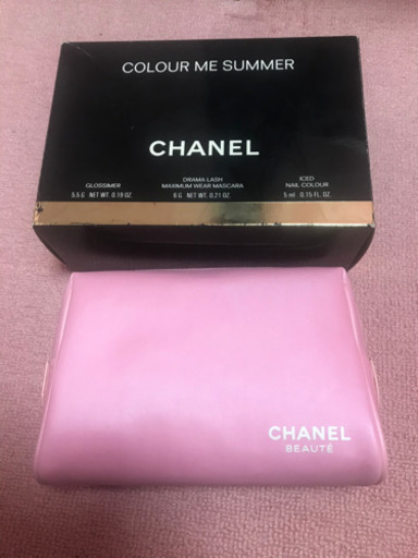 シャネル　コスメポーチ