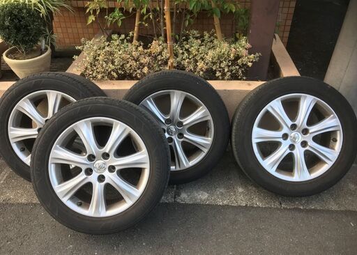 235/50R17 regno GR-XI 2015年　URS206マジェスタホイール付き