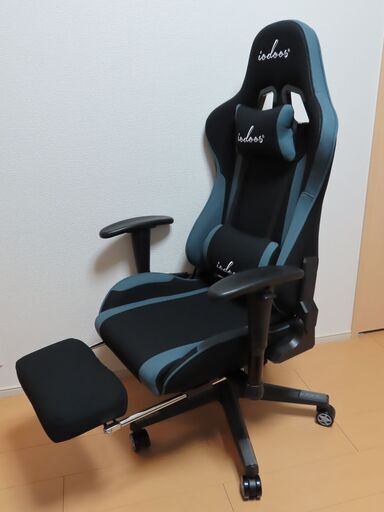 《ほぼ新品》IODOOS ゲーミングチェア オットマン付き
