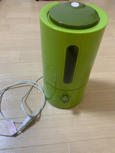 ライトグリーンの加湿器