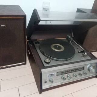 【昭和40年代購入・ジャンク・インテリア】SHARP卓上セパレートステレオ MODEL GS-5500本体(23高x47幅x41奥cm)＋スピーカー2台各(39高x26幅x22奥cm)早川電機工業株式会社【ジャンク品】の画像