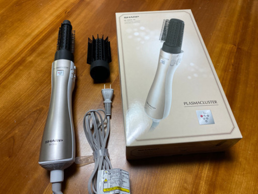 【値下げしました‼️】【定価19,352円】ほぼ新品 SHARP/シャープ プラズマクラスター ヘアスタイラー（パールホワイト）