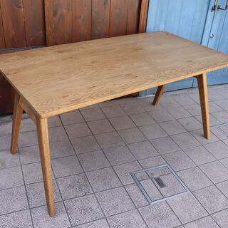 unico(ウニコ) ADDAY(アディ) ダイニングテーブル/W1500です♪木の表情