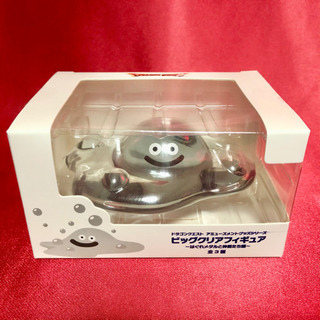 ドラクエ はぐれメタル フィギュアの画像