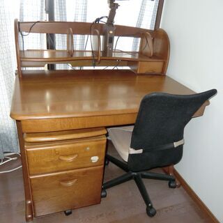 カリモク勉強机(値下げしました2)