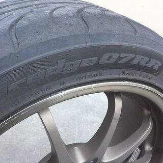 【無料0円】中古タイヤ ZESTINO ゼスティノ Gredge07RR 255/40ZR17　1本の画像