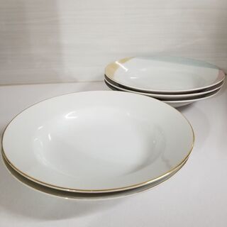 カレー皿3枚セット(+２枚おまけ)の画像
