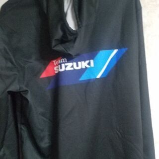 Suzukiロゴプリントパーカーの画像