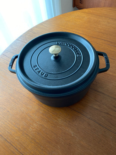 ほぼ新品【Staub】ストウブ ココットラウンド 業務用26cm ブラック