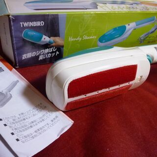ツインバード スチームアイロン ハンディースチーマー SA-4082W美品（詳細不明ですがおそらく状態より未使用品）の画像