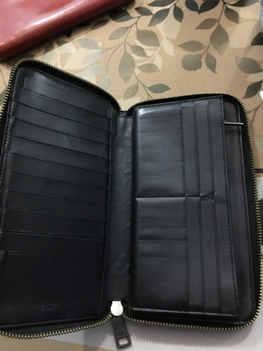 コーチ財布　美品　早い者勝ち　値下げ