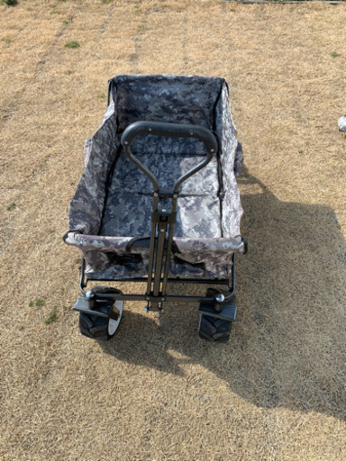 キャリーカート　アウトドア　カモフラ