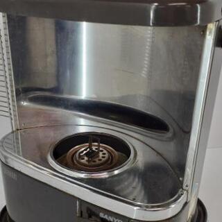 【商談中】三洋 石油ストーブ OHR-B6J 4.4L　レトロかわいいの画像