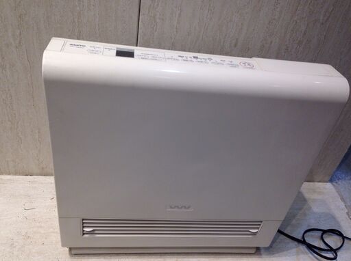 ★3082★SANYO　サンヨー　加湿セラミックファンヒーター　RSF-VW13A　2007年製　暖房器具　ヒーター