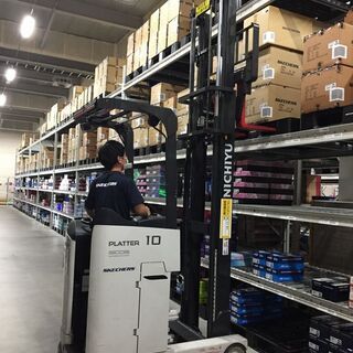 【4月末までの勤務】リーチフォーク等での倉庫内作業