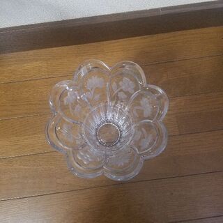 ガラス花瓶の画像