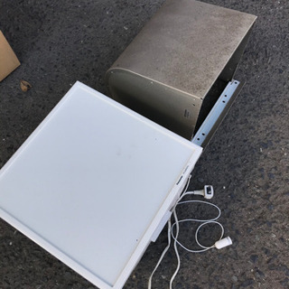 中古　パナソニック　居室用換気扇　FY-20PEP5とフード
