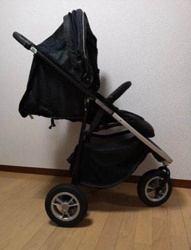 アップリカ　スムーヴ　3輪　ベビーカー
