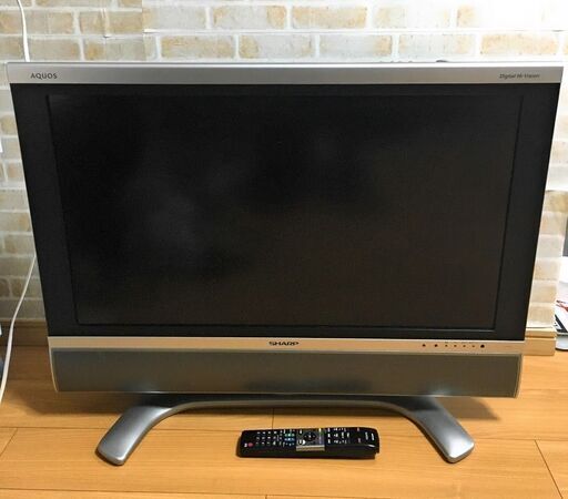 シャープ 32V型 液晶 テレビ AQUOS LC-32AD5 ハイビジョン 2005年モデル  状態良好