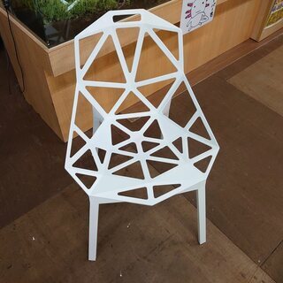 【店舗同時販売中】MAGIS　　Ｃｈａｉｒ　ＯＮＥ｜マジス　チェア　ワン　ホワイト【店頭ご来店購入限定】