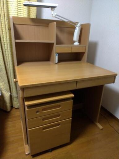 学習机・椅子  取りに来て頂ける方