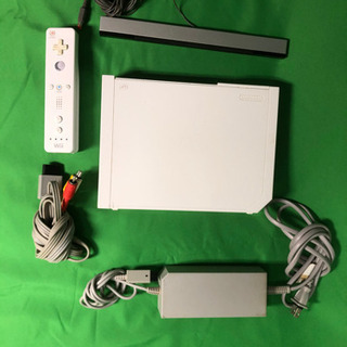 WII本体、付属品　動作確認済みです。