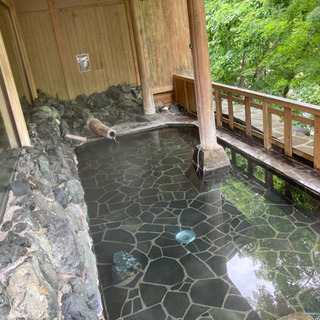 キャンプ（登山、渓流釣り、焚火、温泉、のんびり） - スポーツ