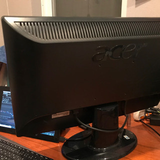 フルハイビジョン　21.5型ワイド液晶ディスプレイ PCモニター Acerの画像
