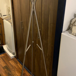 IKEA コートスタンド　シルバーの画像