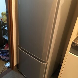 【2/26までに引き取ってくれる方】　三菱 冷蔵庫 MR-P15...