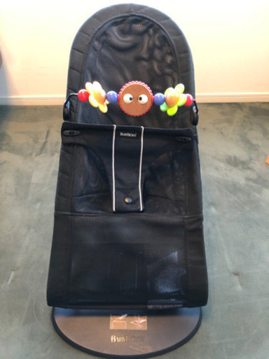 ベビービョルンBaby Bjorn メッシュ バウンサー 黒 木製トーイ 新品専用バック セット‼︎