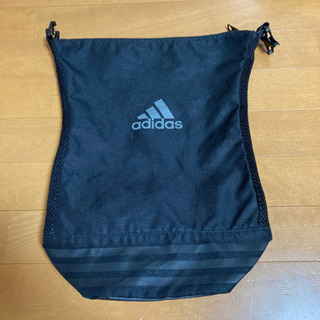 adidas衣類・シューズ入れ