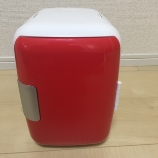 超美品！ 4L ポータブル冷温庫・保冷庫　アズマEAR-1004...