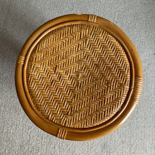 椅子　スツール　籐のイスの画像