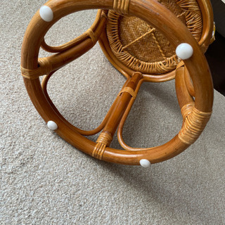椅子　スツール　籐のイスの画像