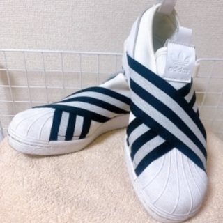 【adidas】スニーカー