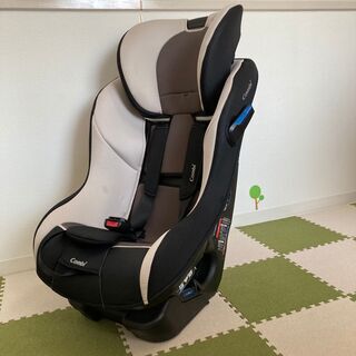 チャイルドシート　コンビ　マルゴットS　フィットマット付き
