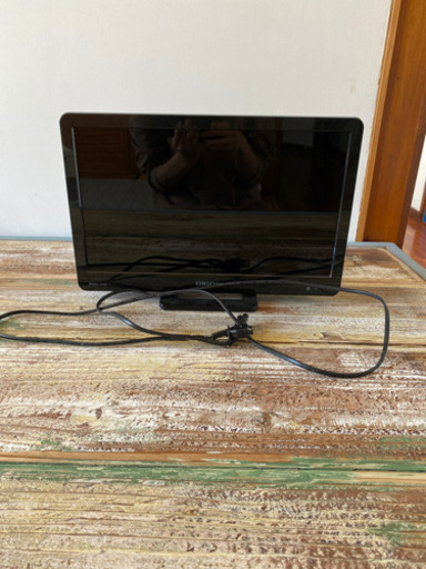 テレビ　１６型　液晶TV