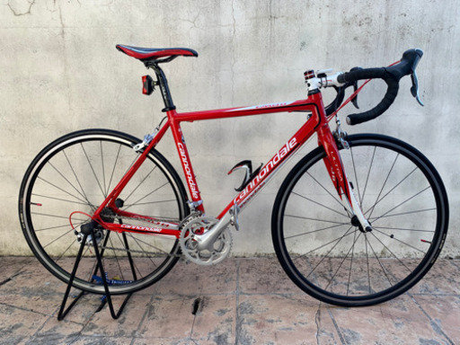 超美品 2011年 キャノンデールCAAD8 室内保管 ヘル&部品付