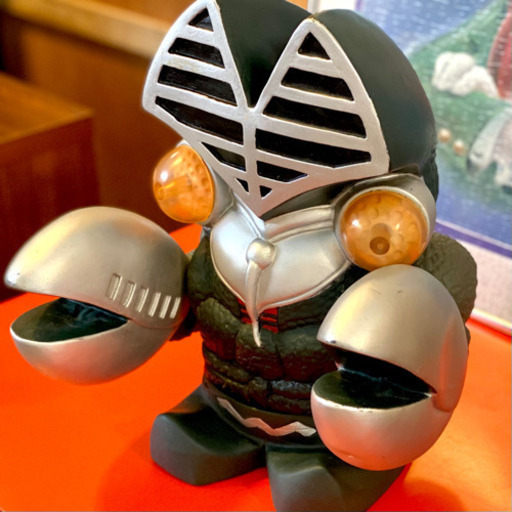 【お取り置き中】バルタン星人　貯金箱