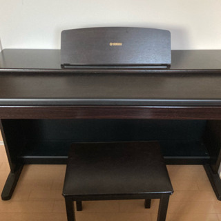 電子ピアノ　YAMAHA