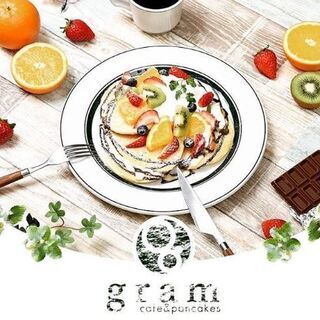 急募！ふわふわパンケーキのgramで一緒に働きませんか？　ＳＮＳ・メディアで話題の人気カフェ 　こだわりの料理・オシャレな店内♪ 　シフト融通もバッチリで働きやすさ◎の画像