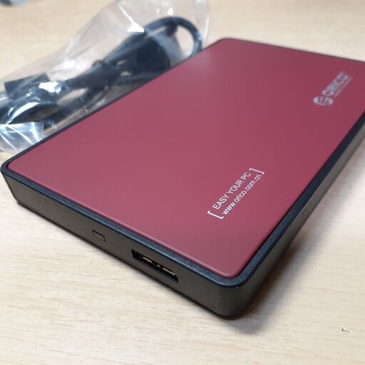 【取引中です】外付けハードディスク　640GB　（ケース新品）