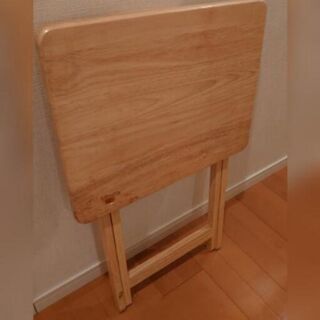 2/21 港区芝まで取りに来られる方　折り畳み木製机の画像